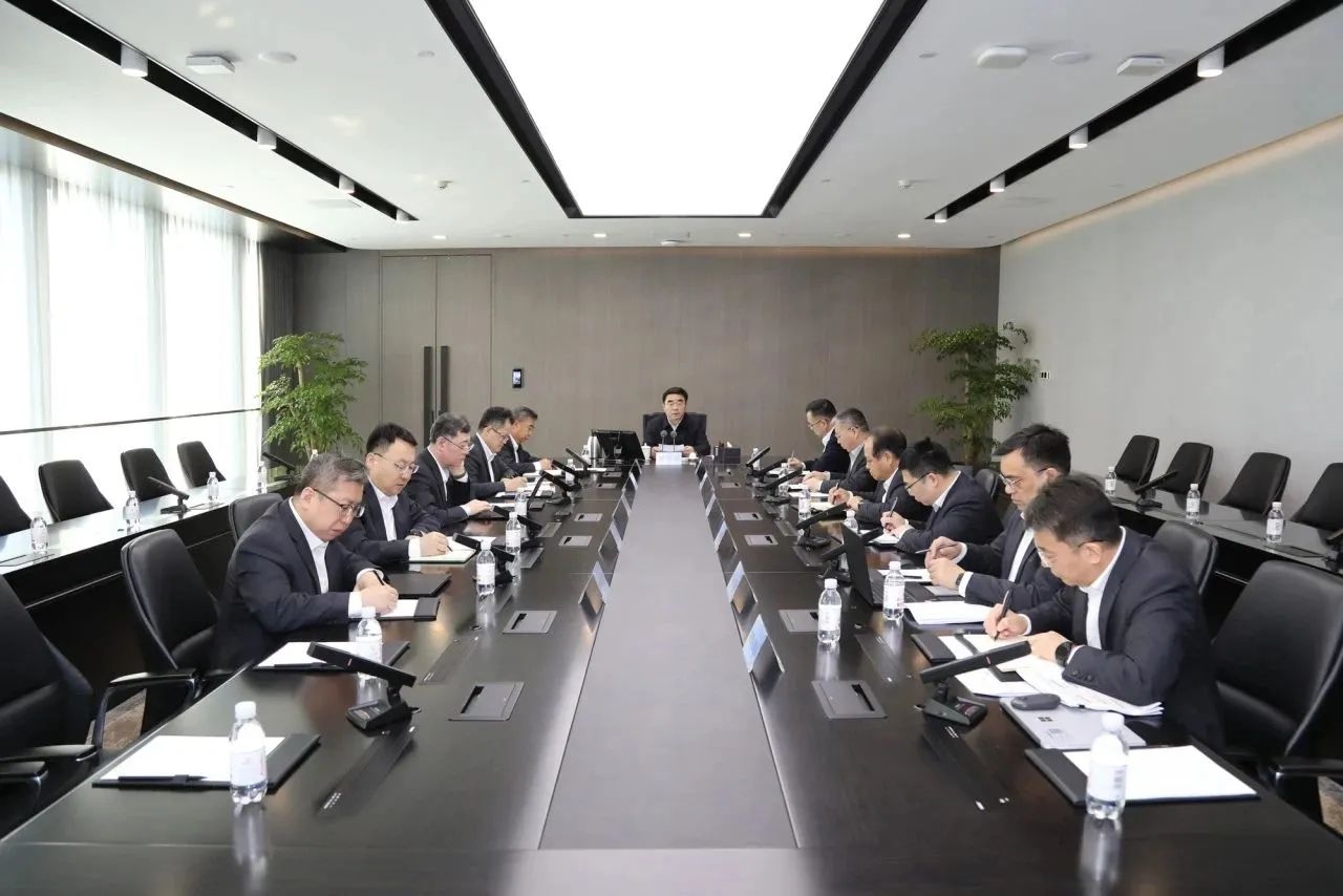 鍥而不舍落實(shí)中央八項(xiàng)規(guī)定精神，推動(dòng)作風(fēng)建設(shè)常態(tài)化長(zhǎng)效化
